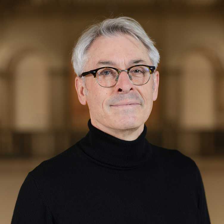 Dr. Christoph Niedermann