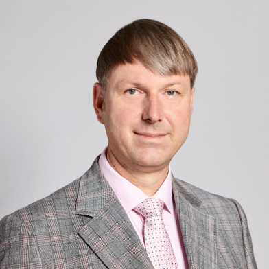 Porträtfoto von Dirk Helbing