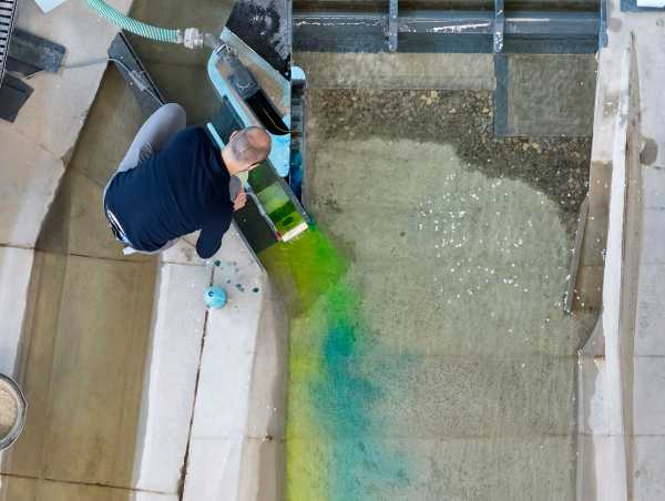 Colourful hydraulic engineering research (Photograph: Alessandro Della Bella).