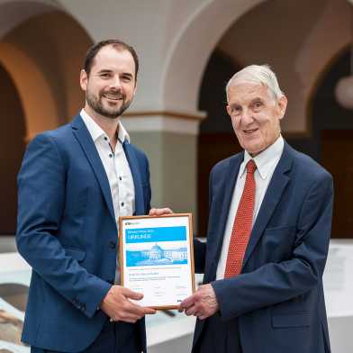 Award winner Marco Hutter together with Max Rössler.